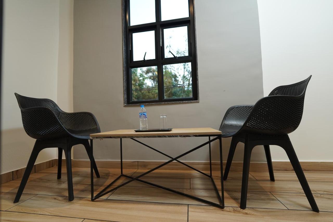 Southern Residency Kochi Exterior foto