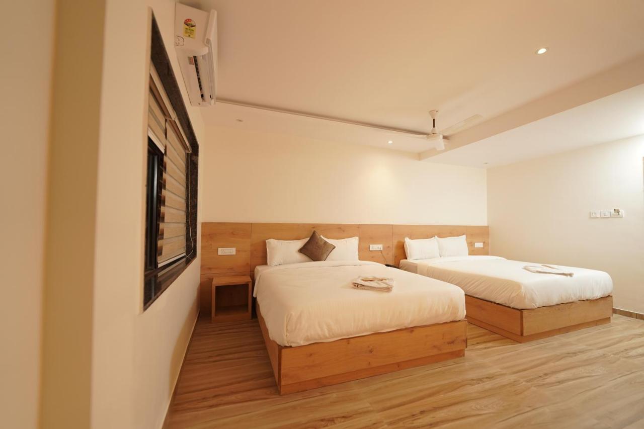Southern Residency Kochi Exterior foto