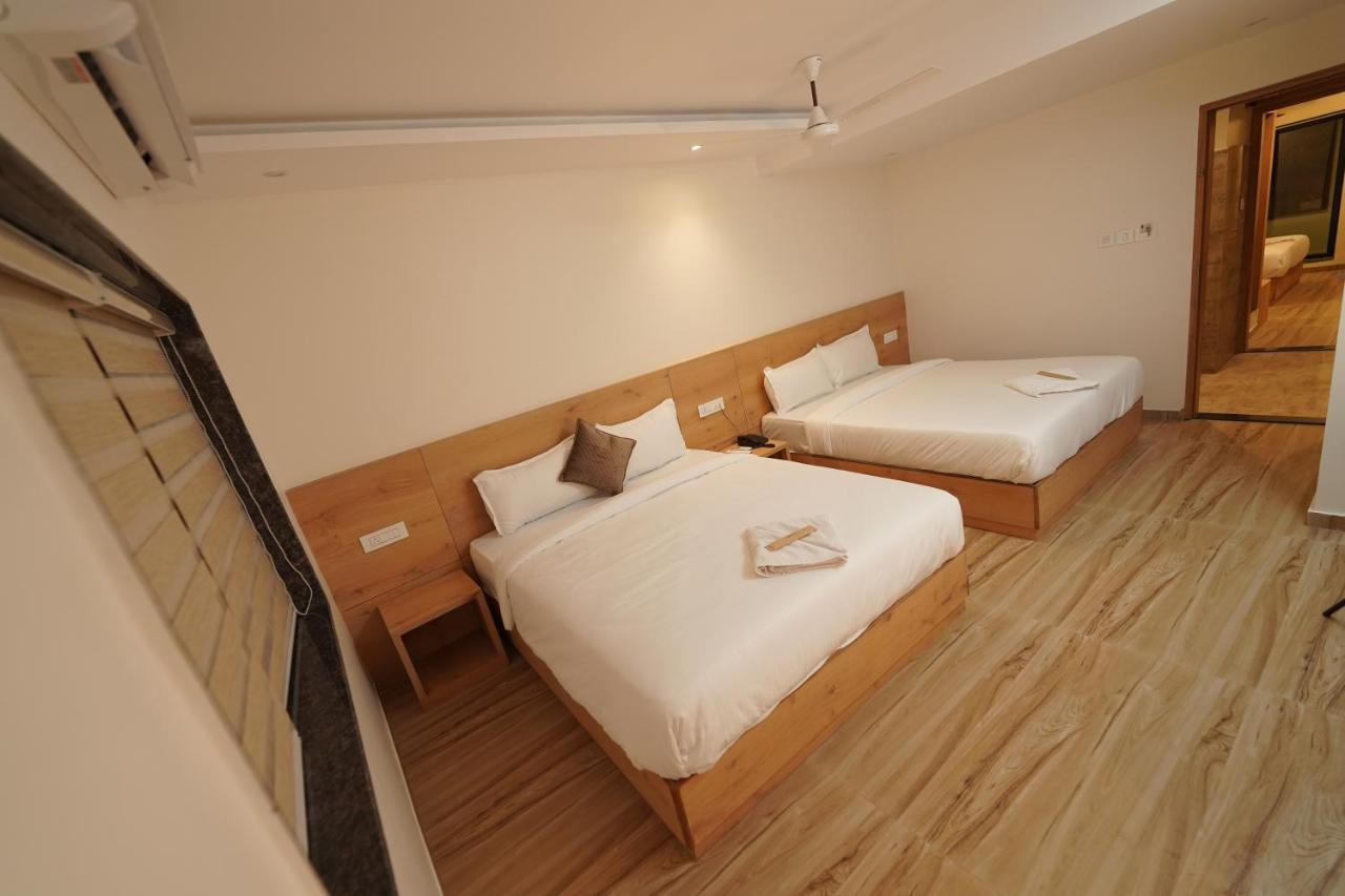 Southern Residency Kochi Exterior foto